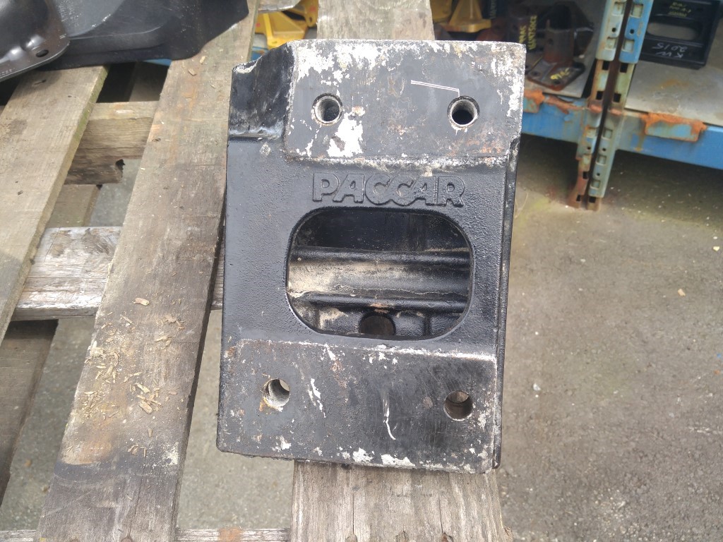 KENWORTH (KW) T680 LH CAB MOUNT A856104 2015 | 99 Truck Parts