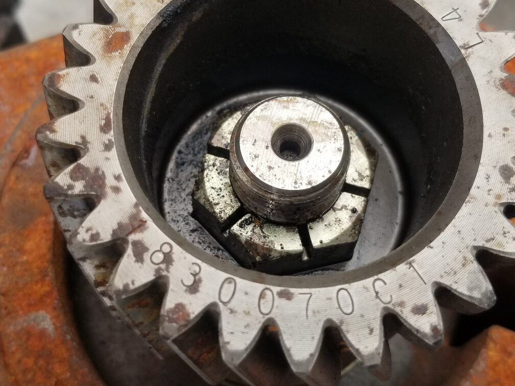 INTERNATIONAL (IH) TU-FLO550 AIR COMPRESSOR 5004611 | 99 Truck Parts 