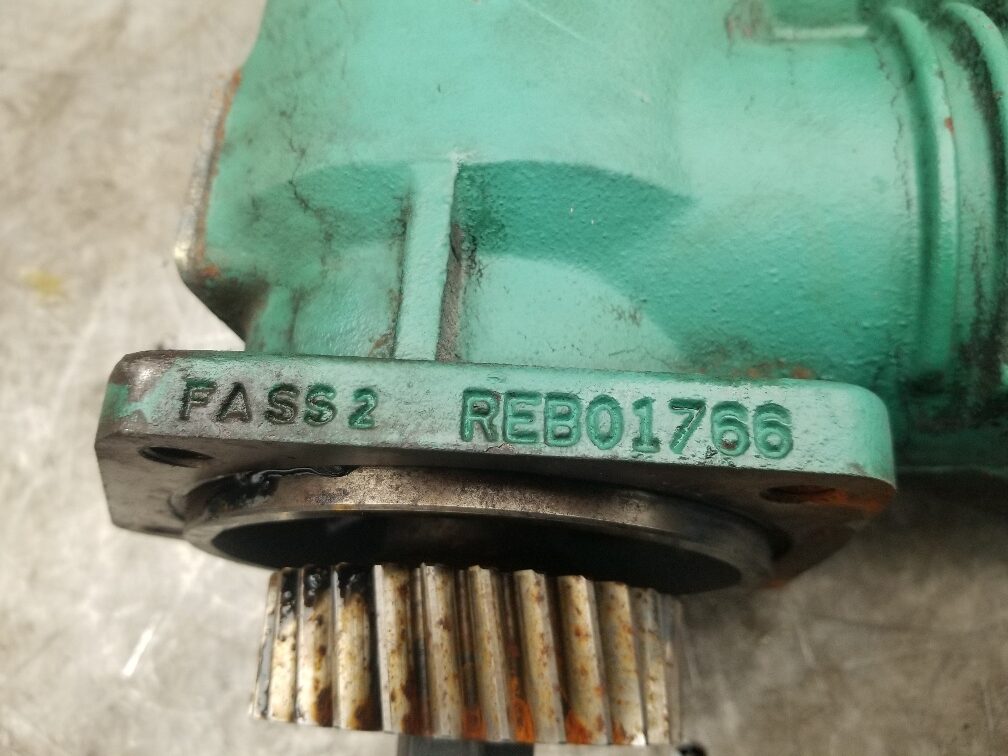 VOLVO AIR COMPRESSOR 1137214 2000 | 99 Truck Parts